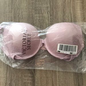 Victoria’s Secret Dream Angels bra
